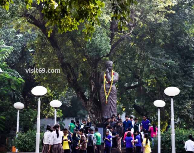 Chandrashekhar Azad Park, Prayagraj