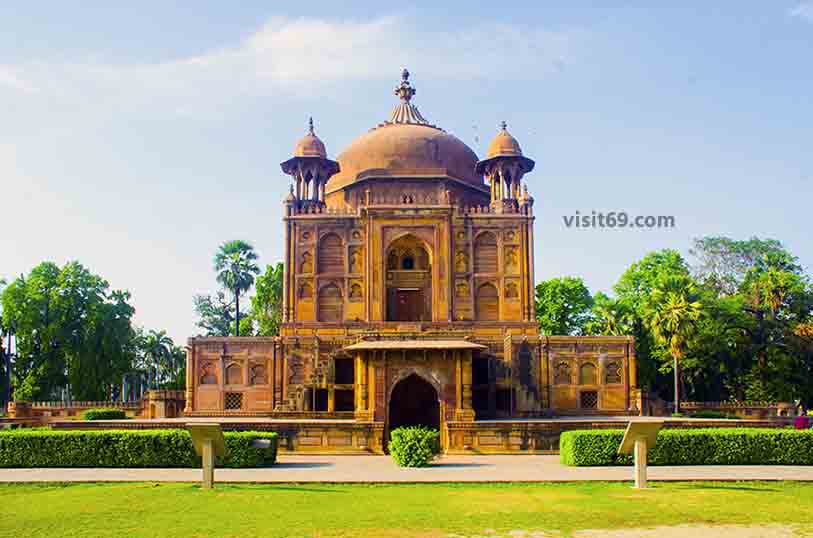 khusro bagh , Prayagraj